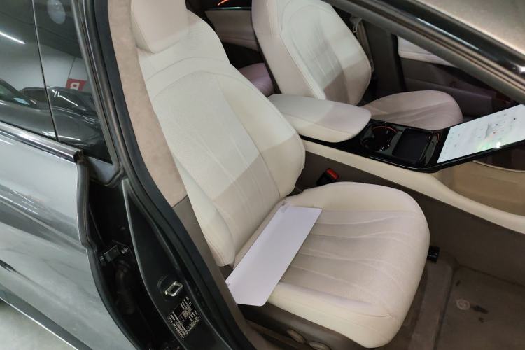 Used  L7 2022 Pro Model
