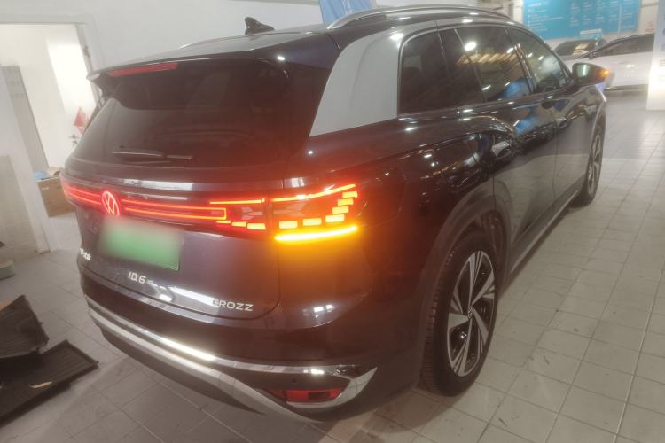 Used Volkswagen ID.6 CROZZ 2022 Long-Range PRO Edition
