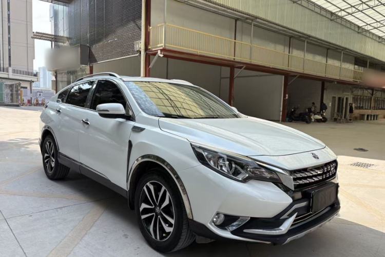 Used Venucia T90 2017 2.0L CVT Smart Edition
