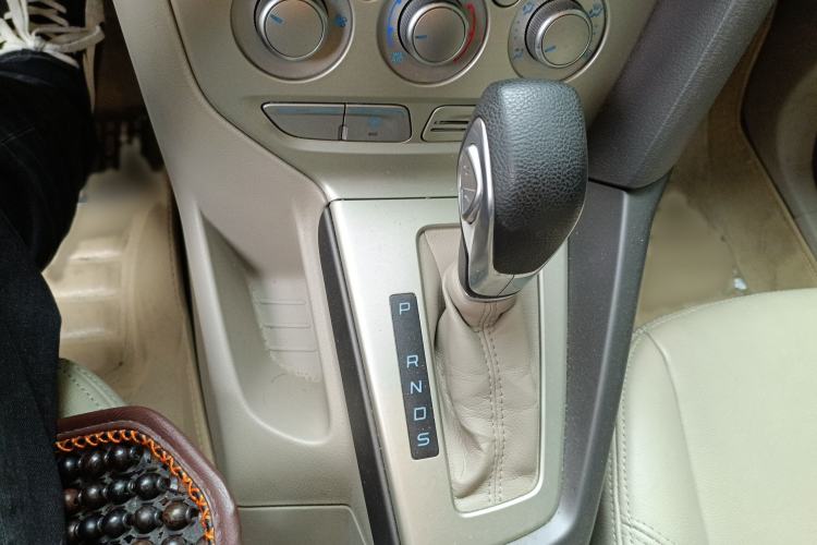 Used Ford Focus 2012 Sedan 1.6L Automatic Comfort Model
