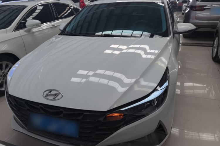 Used Hyundai Elantra 2021 1.5L CVT LUX Prestige Edition