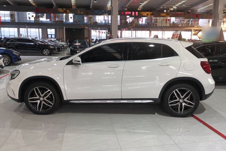 Used Mercedes-Benz GLA 2015 GLA 200 Fashion Model
