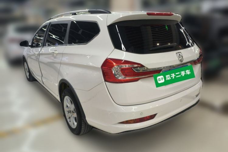 Used Baojun 310W 2017 1.5L Manual Fashion Model China V
