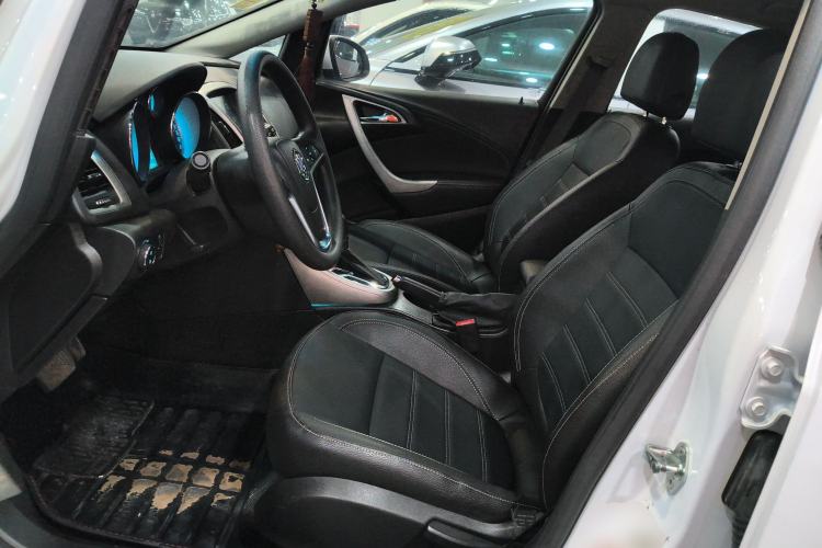 Used Buick GT 2014 XT 1.6L Automatic Fashion Edition