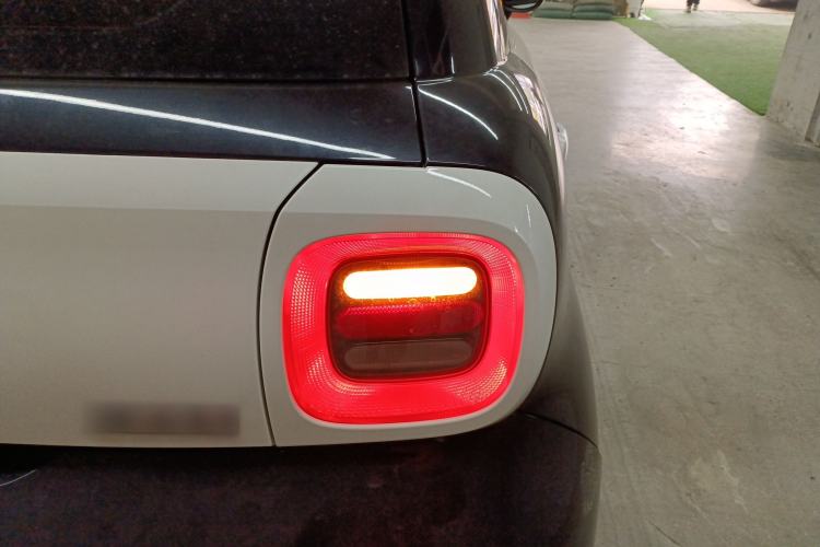 Used ORA Black Cat 2021 351 km Standard Version