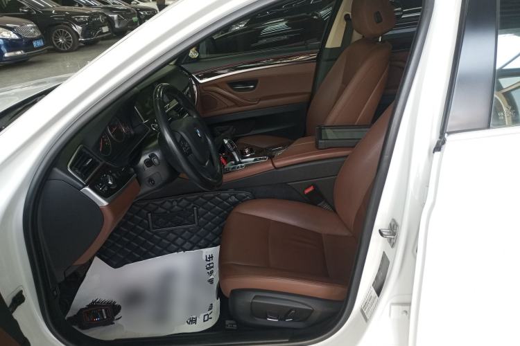 Used BMW 5 Series 2017 525Li Leading Model
