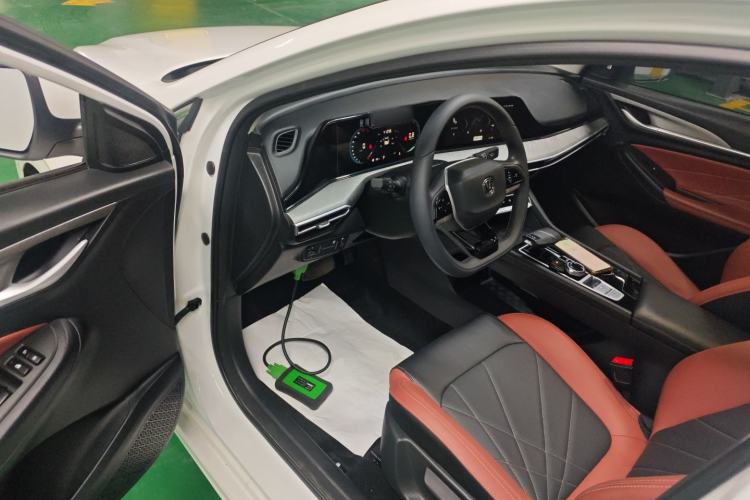 Used Changan Eado 2023 Changan Edition PLUS Blue Whale NE 1.4T GDI DCT Prestige Version