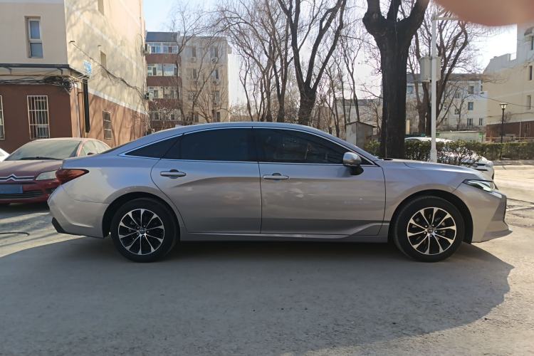 Used Toyota Avalon 2023 2.0L Premium Edition
