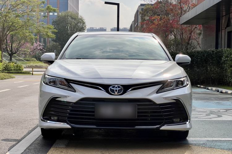 Used Toyota Camry 2022 2.0GVP Premier Edition
