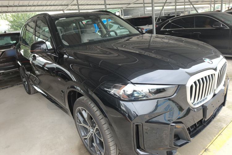 Used BMW X5 2023 xDrive 30Li Luxury M Sport Night Edition Package