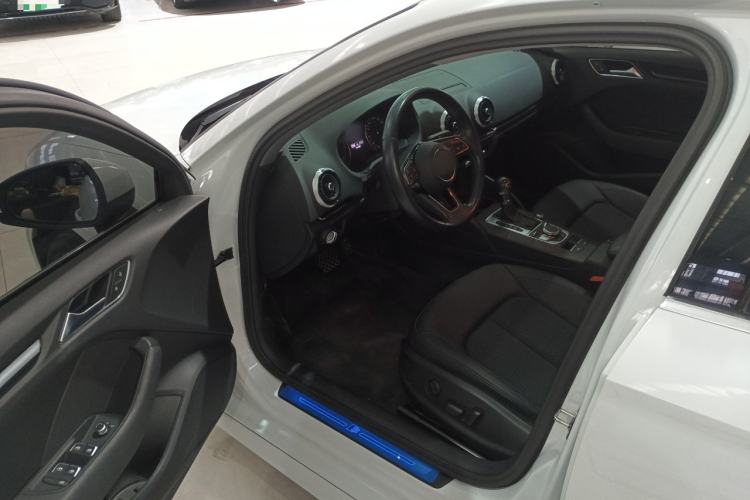 Used Audi A3 2019 Limousine 35 TFSI Fashion Edition China VI Emission Standard