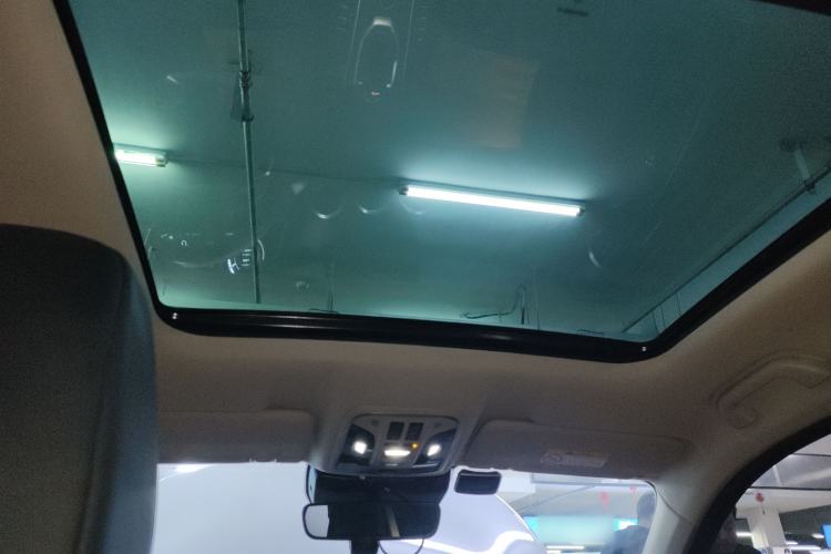 Used Wey VV6 2018 2.0T Two-Wheel-Drive Ultra-Luxury Version China V Standard