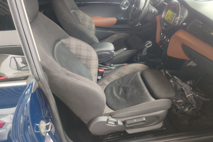 Used MINI MINI 2016 1.5T COOPER SEVEN
