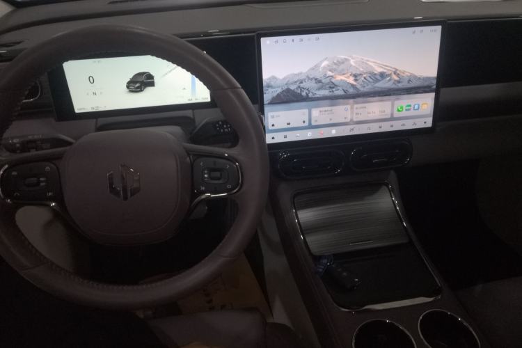 Used Leapmotor C11 2024 All-Electric 580 Luxury Edition
