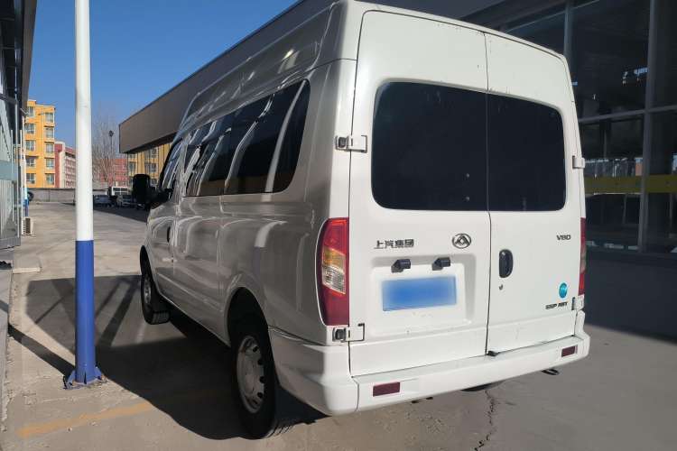 Used SAIC MAXUS Xintu V80 2021 2.0T AMT Classic Aoyuntong Short Wheelbase Mid-Roof 5/6-Seater
