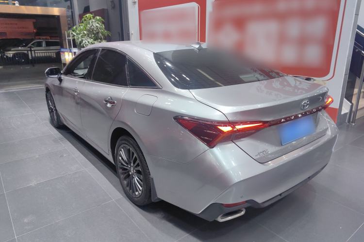 Used Toyota Avalon 2019 2.0L XLE Premium Edition China VI