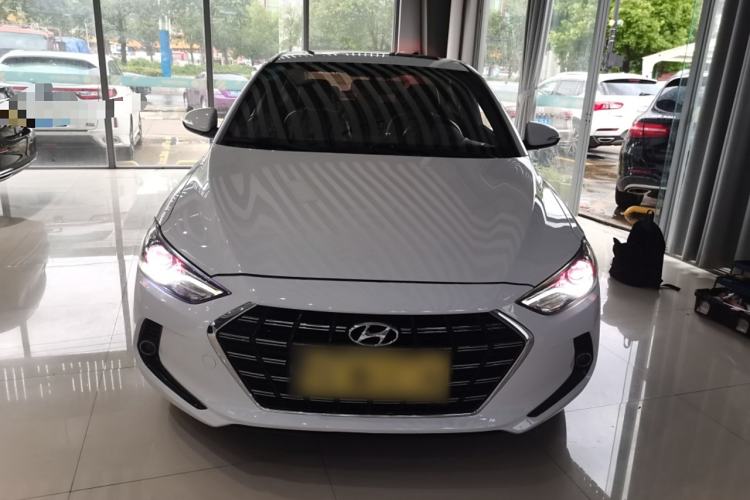 Used Hyundai Elantra 2019 1.4T Dual-Clutch Xuan Dong · Dynamic Model
