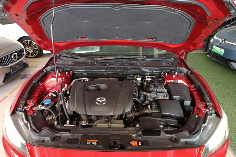 Used Mazda Atenza 2014 2.0L Blue Sky Luxury Edition
