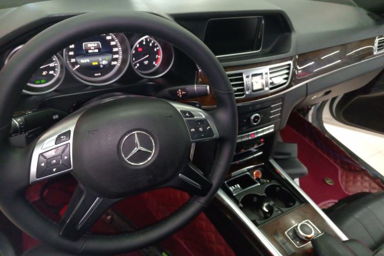 Used Mercedes-Benz E-Class 2015 Revised E 260 L
