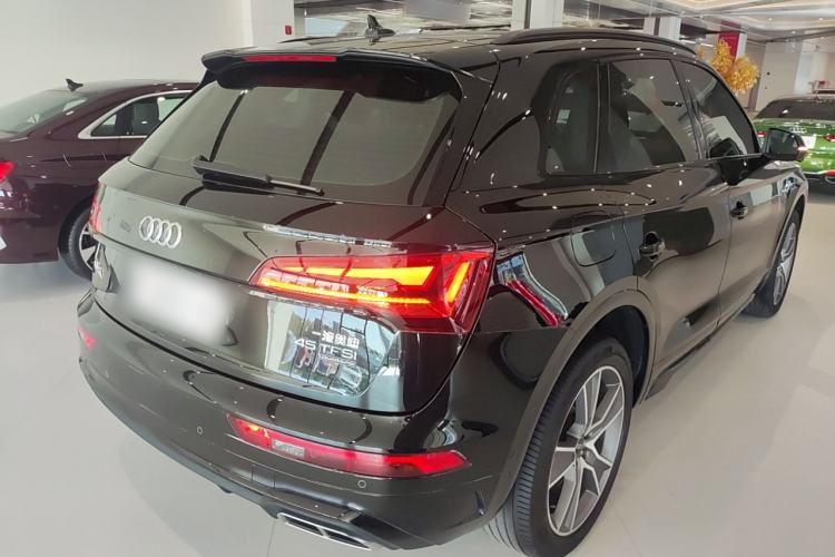 Used Audi Q5L 2022 Updated 45T Luxury Dynamic Version
