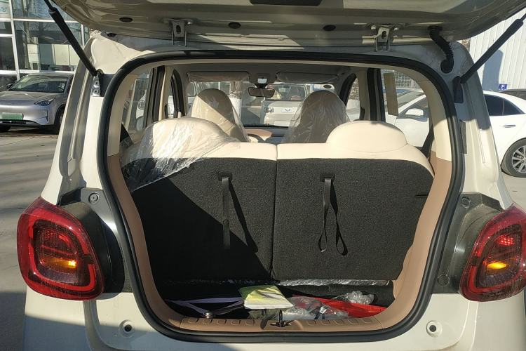 Used Wuling Hongguang MINIEV 2025 Four-Door Version Advanced Edition
