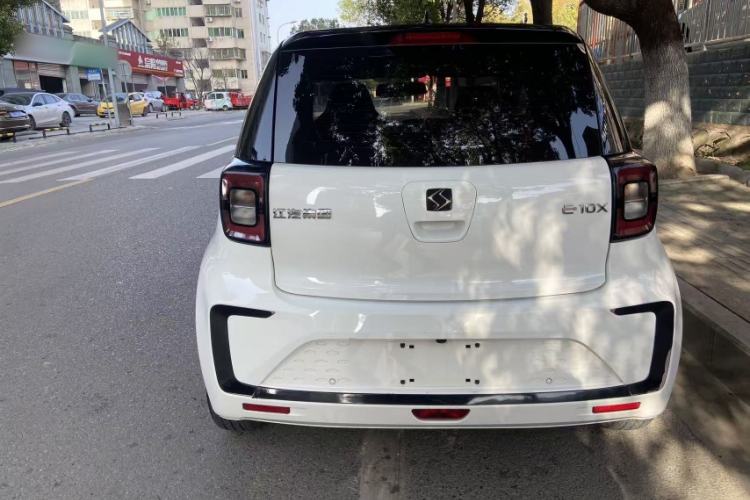 Used SOL E10X 2021 302 km Range Fashion Edition 31.4 kWh
