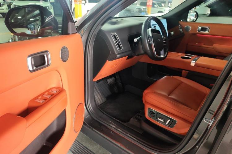 Used Li Auto L9 2024 Ultra Model
