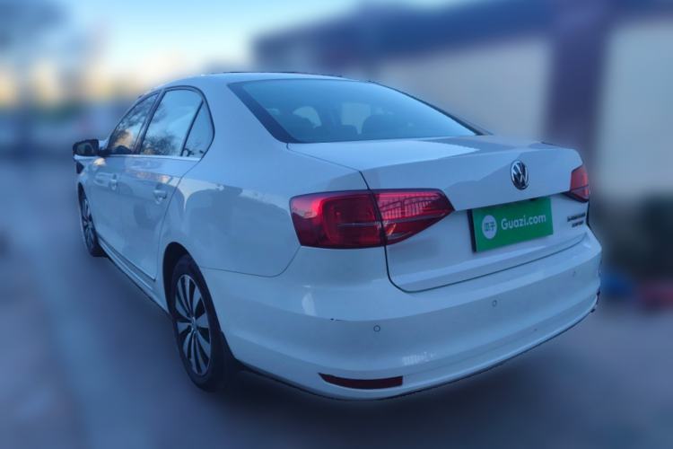 Used Volkswagen Sagitar 2017 230TSI Automatic Comfort Version