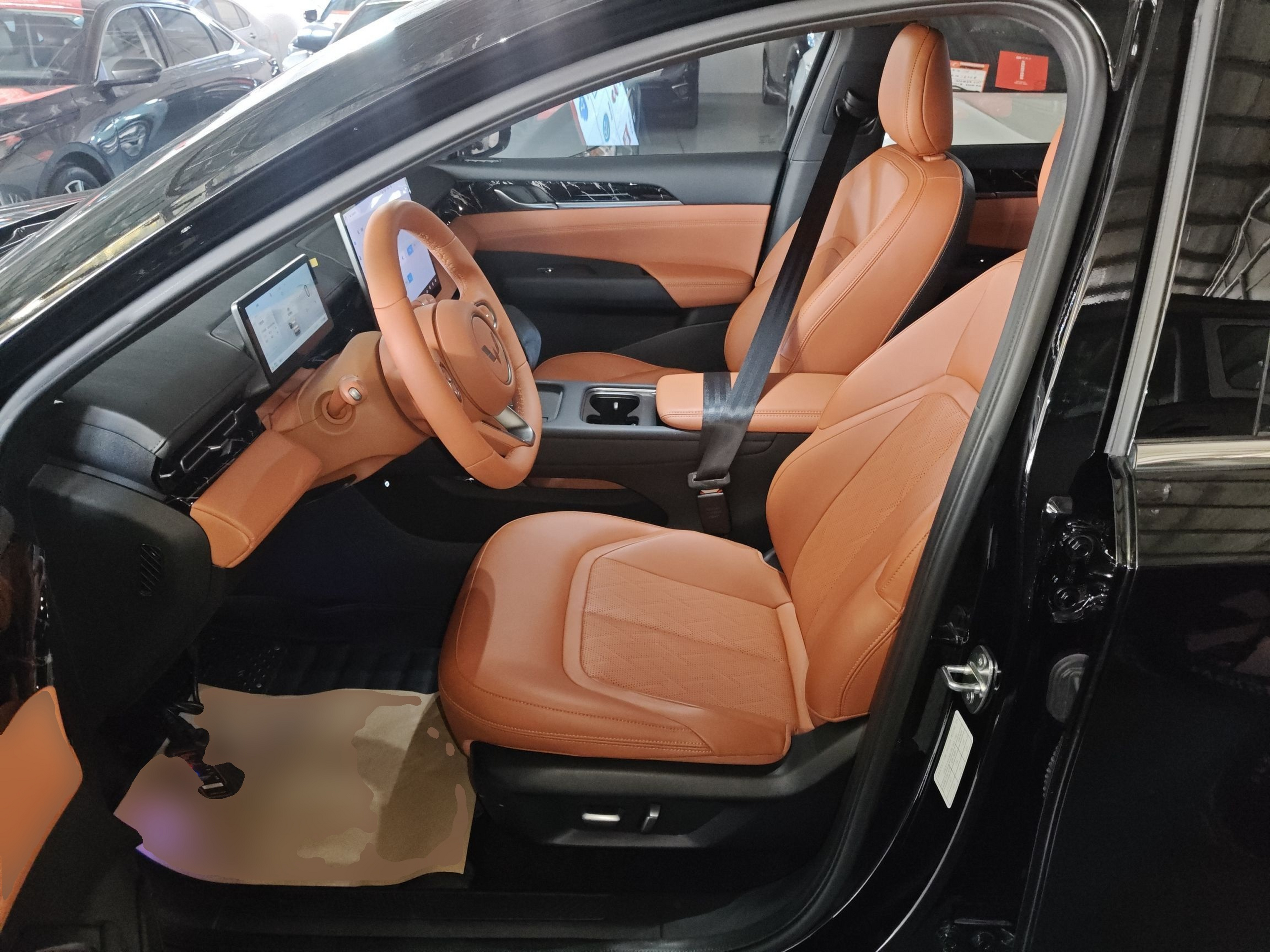 Переднее сиденье в автомобиле