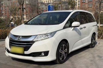 Used Honda Odyssey 2015 Revised 2.4L Luxury Edition