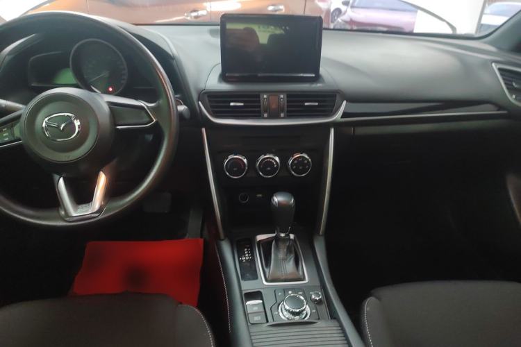 Used Mazda CX-4 2018 2.0L Automatic Two-Wheel Drive Blue Sky Dynamic Version China V Standard
