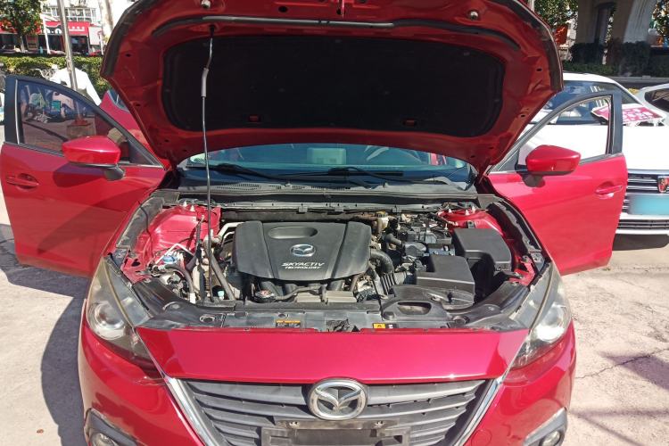 Used Mazda Mazda 3 Axela 2016 Sedan 1.5L Automatic Comfort Model
