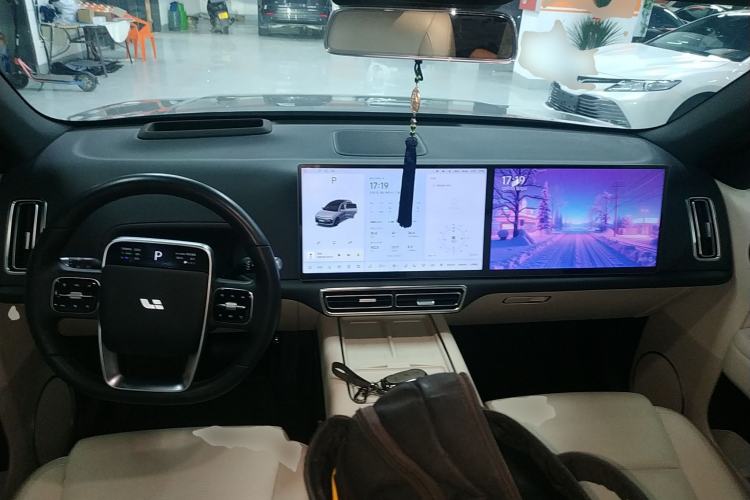 Used Li Auto L6 2024 Pro Model
