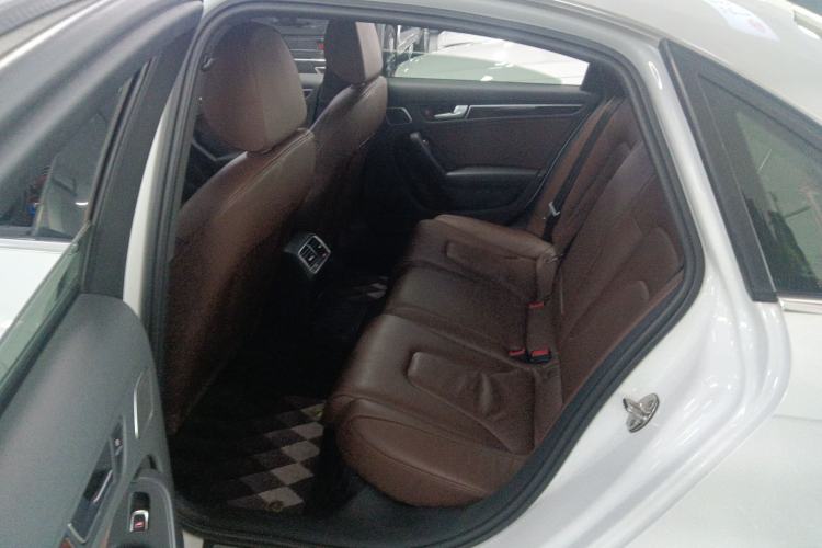 Used Audi A4L 2015 35 TFSI Automatic Comfort Model
