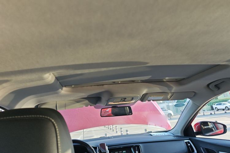 Used Roewe i6 New Energy 2017 45T Hybrid Connect & Smart Enjoyment Edition
