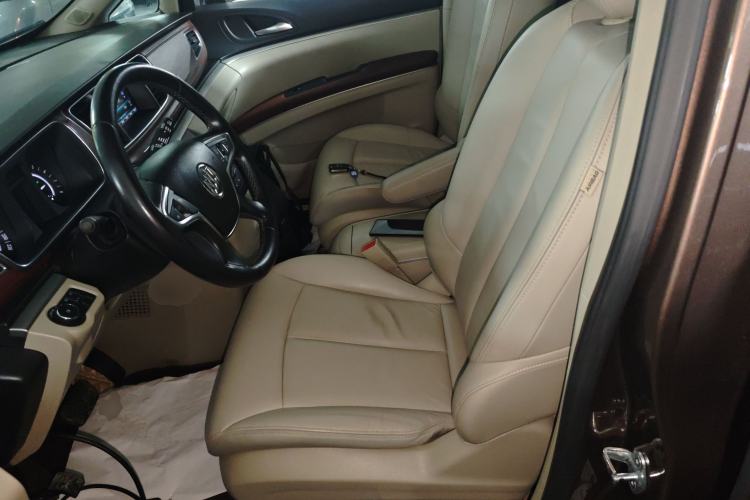 Used Buick GL8 2018 28T Luxury Model China VI Standard
