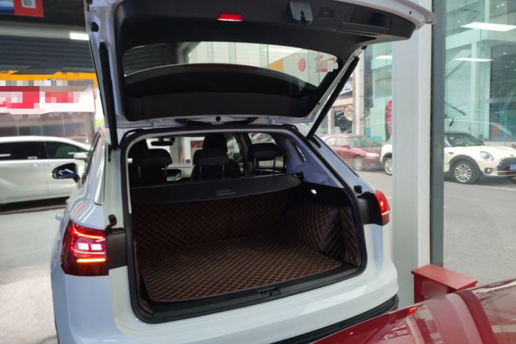 Used Volkswagen Tayron 2022 330TSI Two-Wheel Drive Luxury Smart Connectivity Version