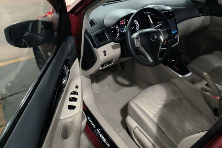 Used Nissan Tiida 2016 1.6L CVT Joyride Edition
