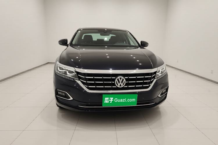 Used Volkswagen Passat 2019 330TSI Luxury Edition China VI Standard