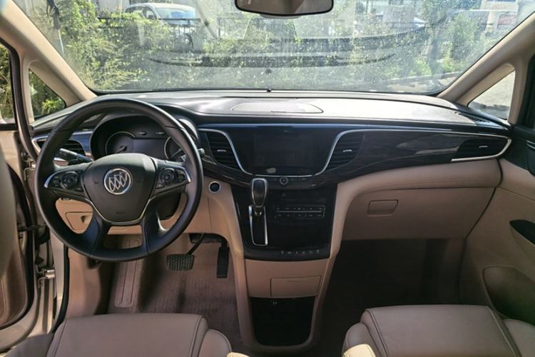 Used Buick GL8 2017 ES 28T Luxury Model China V Standard
