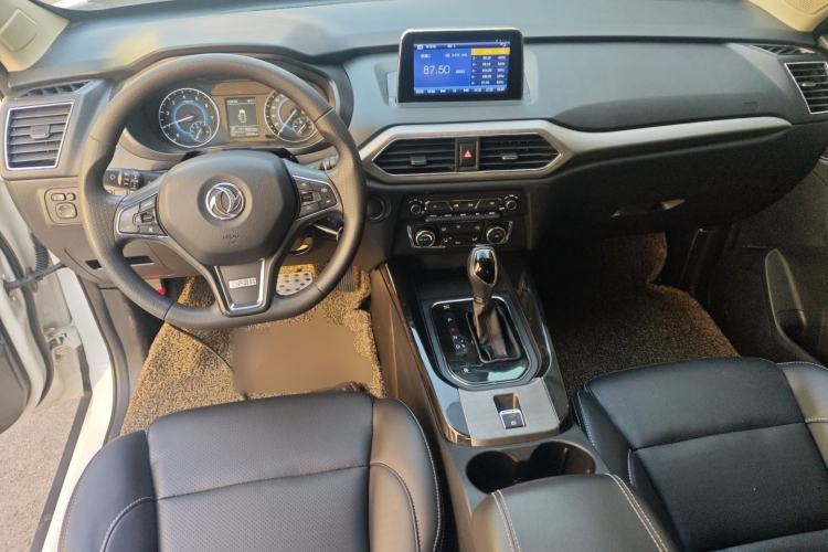 Used Dongfeng Fengon S560 2018 1.8L CVT Elite Model 7 Seats