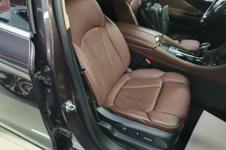 Used Buick Envision 2016 28T Four-Wheel Drive Luxury Model
