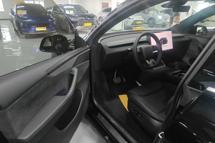 Used Tesla Model Y 2025 Updated Version Long-Range All-Wheel Drive