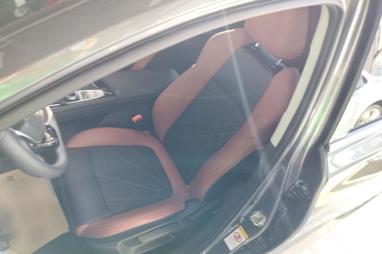 Used Changan Eado 2024 PLUS Blue Whale NE 1.4T GDI DCT High-Energy Edition
