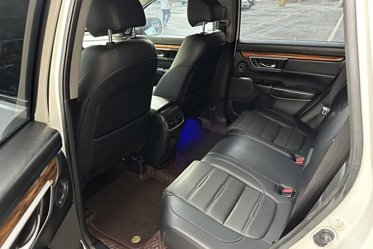 Used Honda CR-V 2017 240TURBO CVT Front-Wheel Drive Fashion Edition
