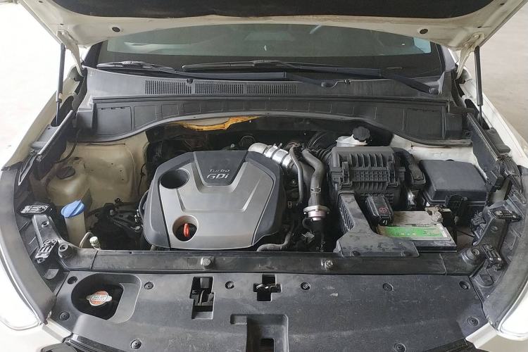 Used Hyundai Santa Fe 2015 2.0T Automatic All-Wheel Drive Smart Version 5 Seats