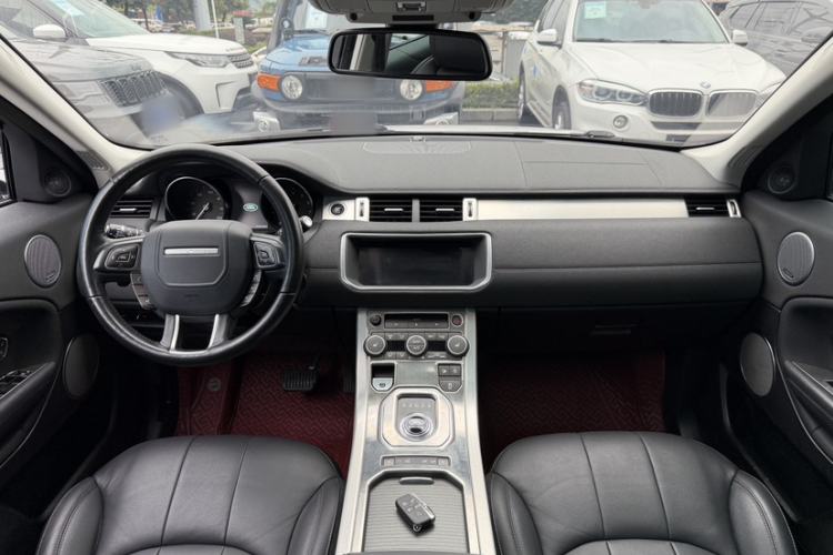 Used Land Rover Range Rover Evoque 2018 240 PS SE Smart Brilliance Edition
