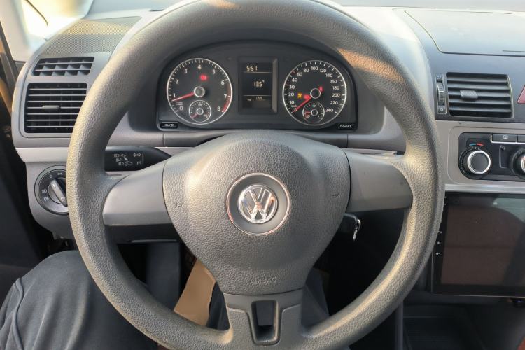 Used Volkswagen Touran 2015 1.4T Manual Fashion Edition 5-Seater
