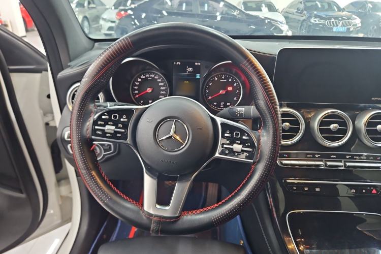 Used Mercedes-Benz GLC 2020 GLC 260 L 4MATIC Dynamic Model
