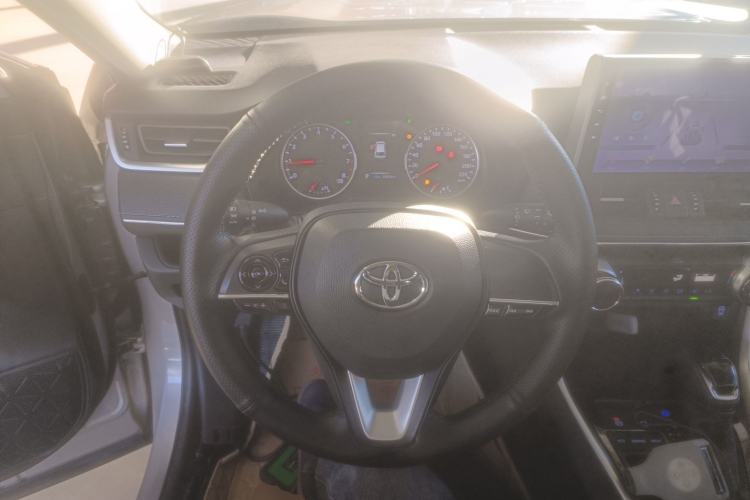 Used Toyota Wildlander 2020 2.0L CVT Two-Wheel Drive Leading Edition
